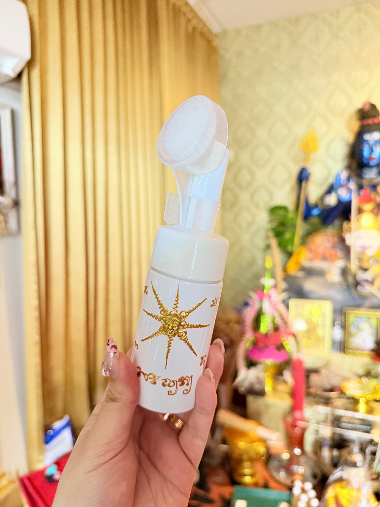Nanathong Supreme Attraction Face Wash