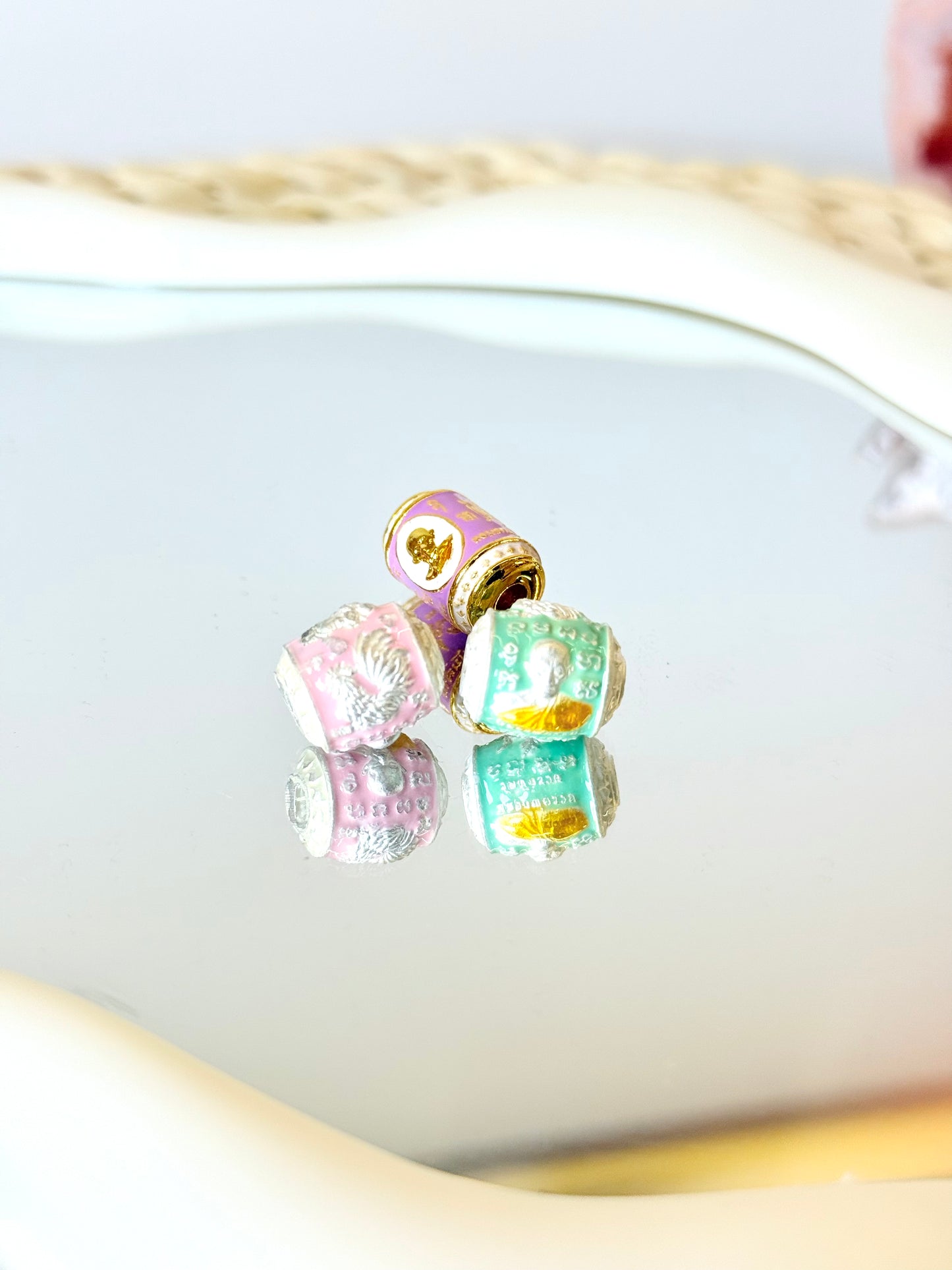 💰 LP Ruay Mini Beaded Amulet