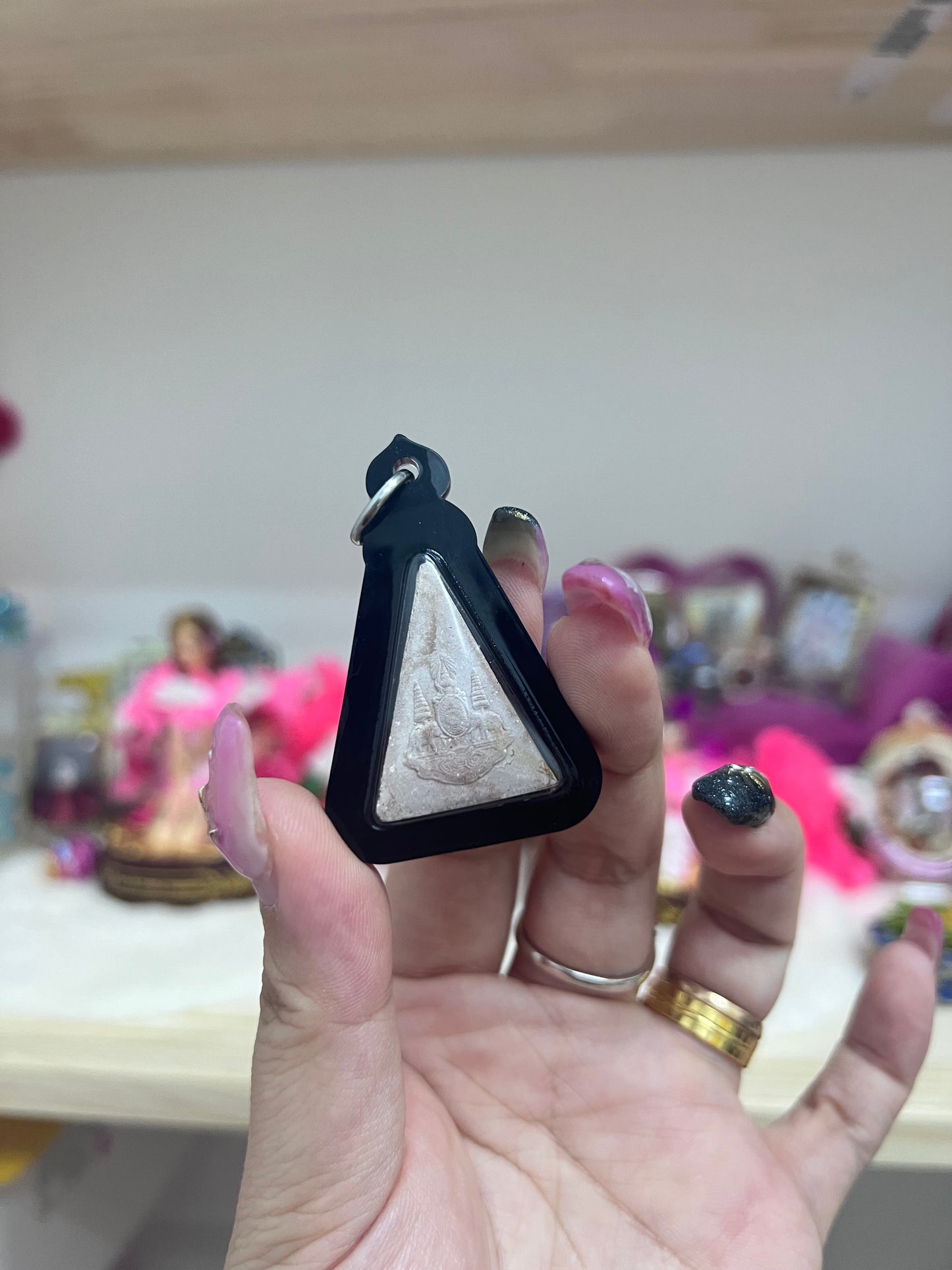 👑 LP Koon’s Phra Nang Phaya Amulet – Timeless Elegance & Empowerment for Women