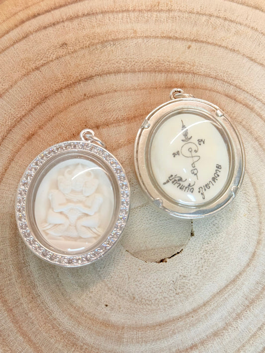 🐘Ivory Wealth Lovers Amulet