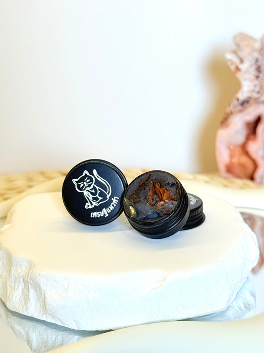 Divine Lucky Cat Magnet Balm